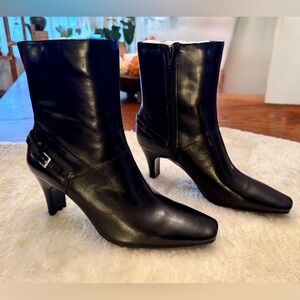 Elegant Black Leather Ankle Boots Sz 7 1/2 M 3” heel Booties Nine West
